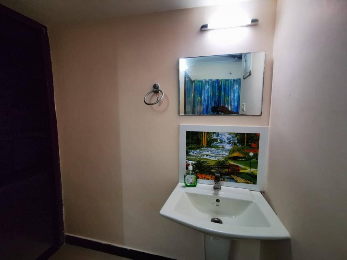J2 Home Stay - Luxury Homes With Caravan Services Thiruvananthapuram Exterior foto