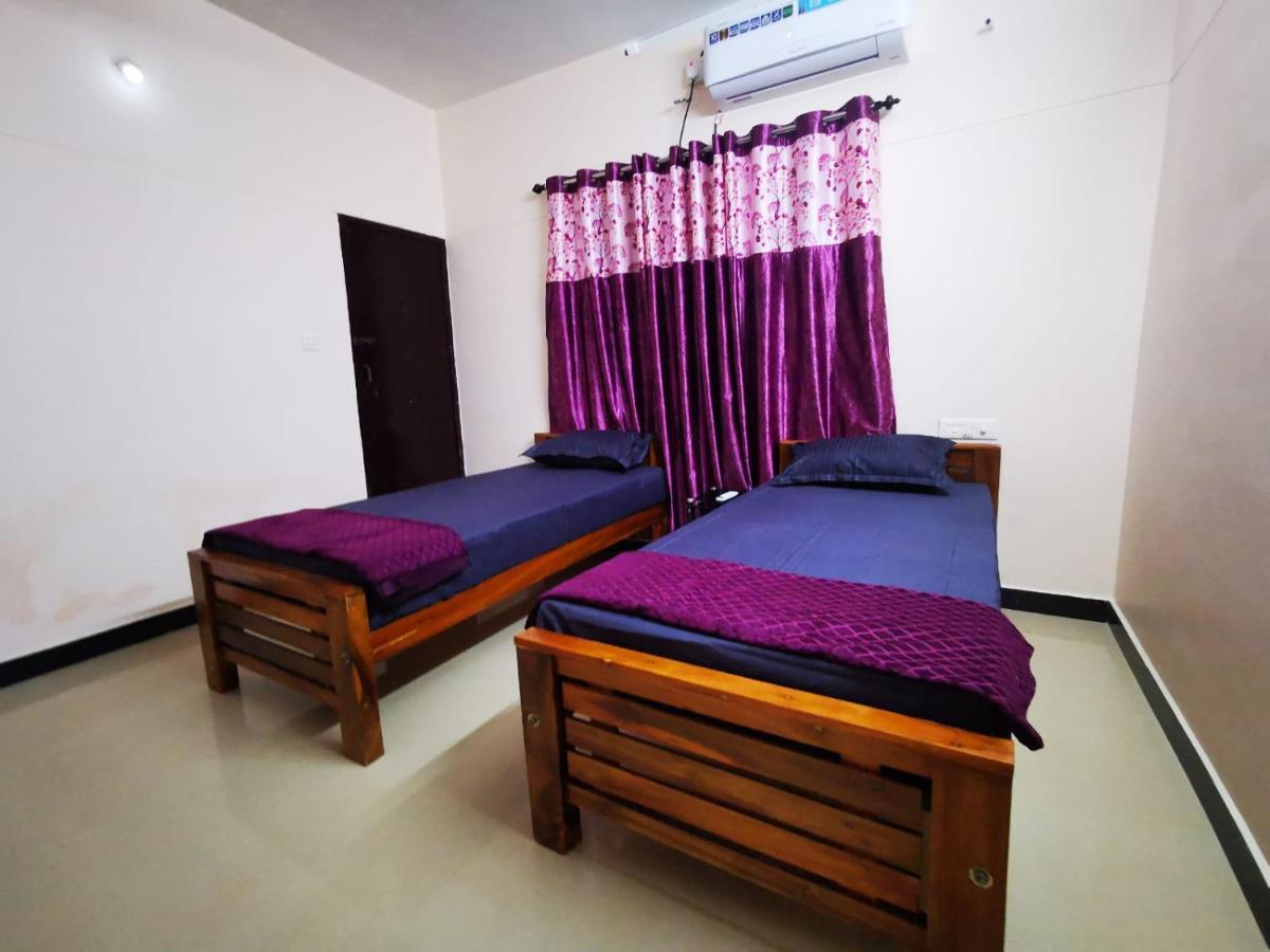 J2 Home Stay - Luxury Homes With Caravan Services Thiruvananthapuram Exterior foto